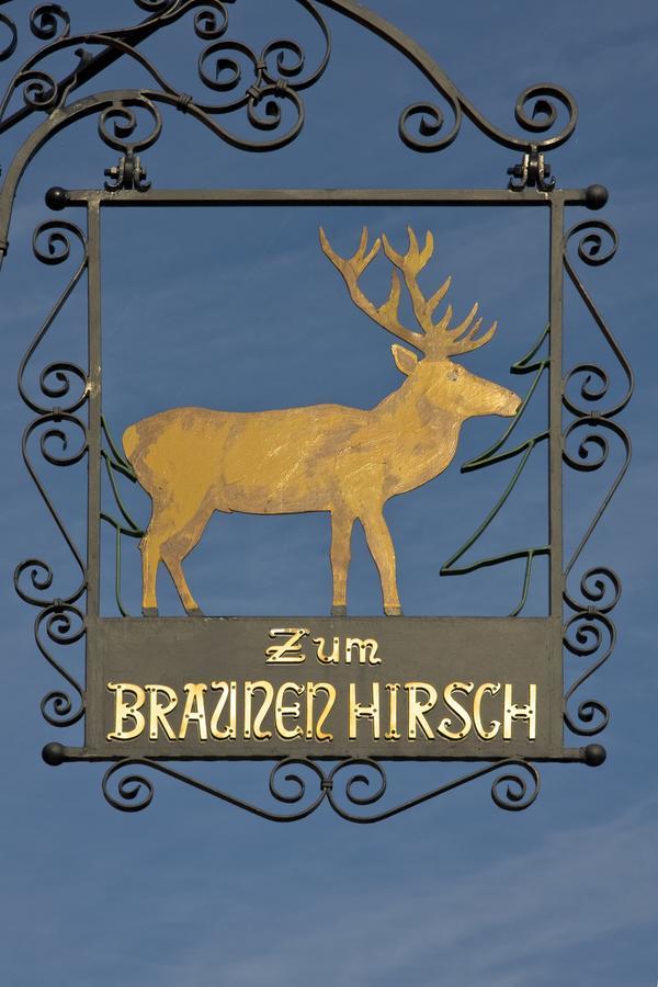 Brauner Hirsch Munden  Bagian luar foto